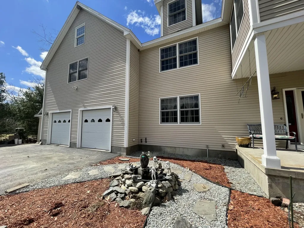 638 Riverside Drive Eddington ME 04428