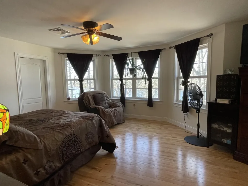638 Riverside Drive Eddington ME 04428