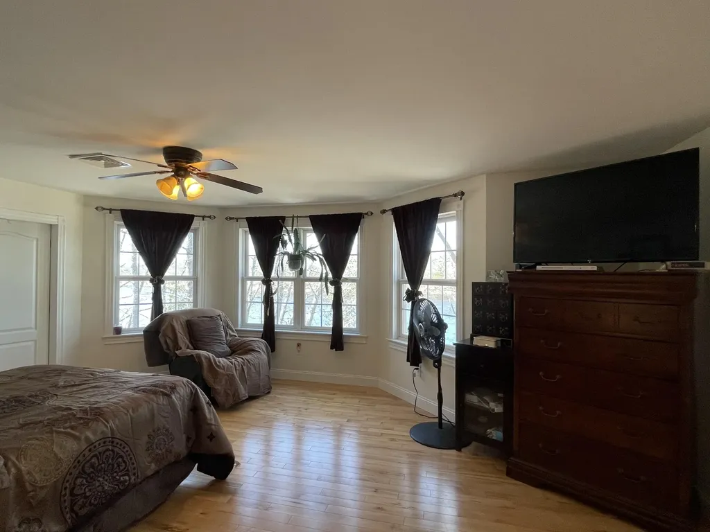 638 Riverside Drive Eddington ME 04428