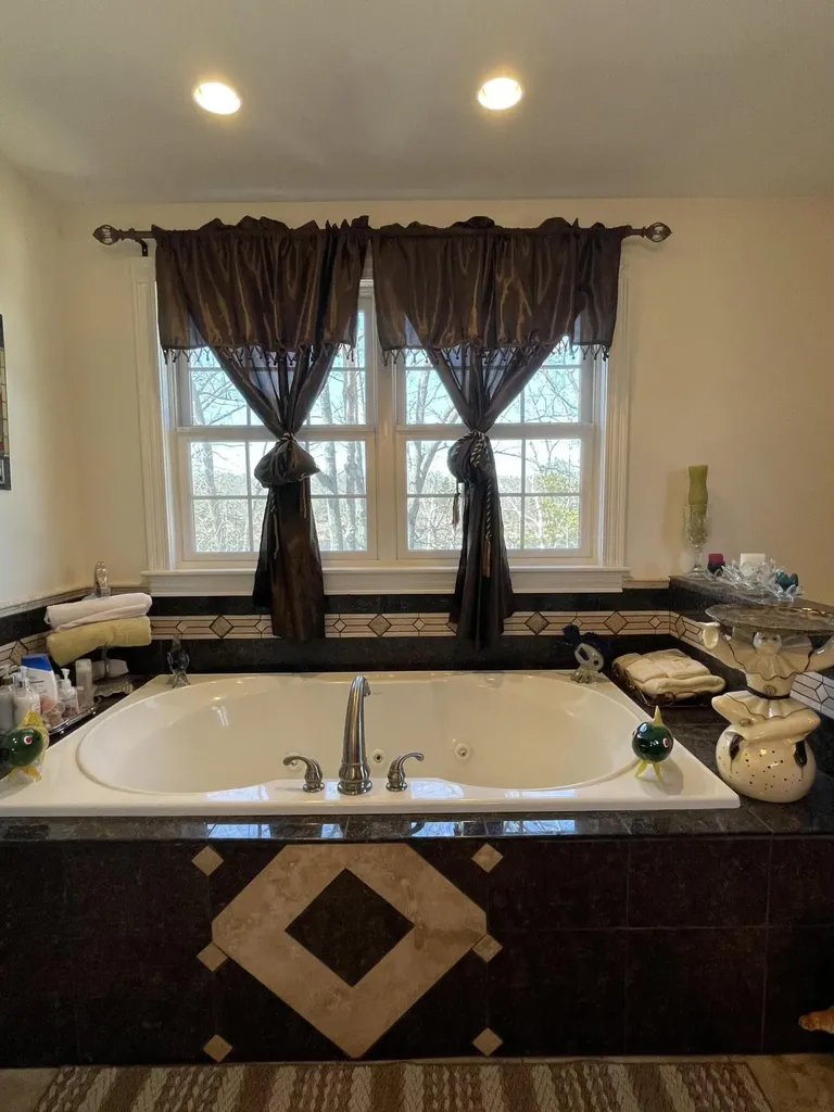 638 Riverside Drive Eddington ME 04428