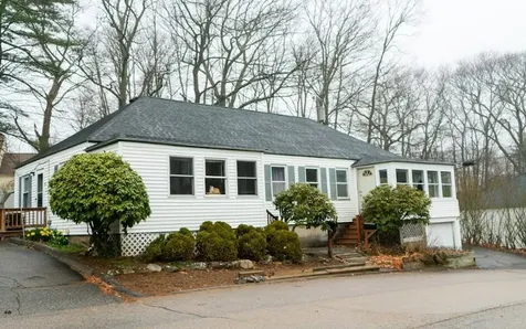 37-39 Boush Street Kittery ME 03904