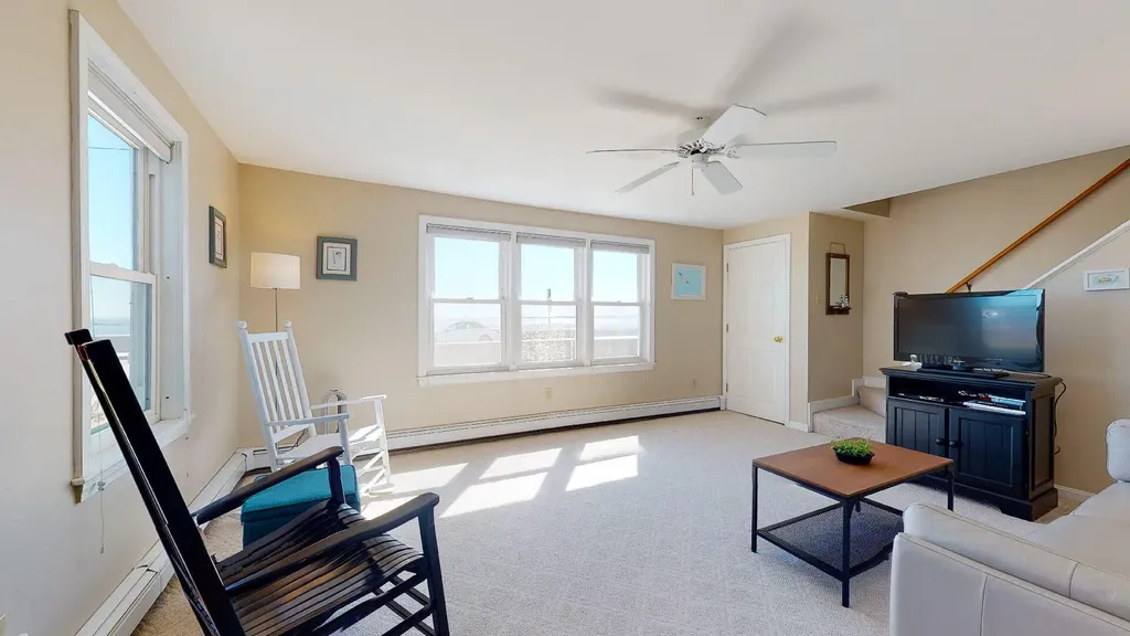 175 Beach Avenue Kennebunk ME 04043