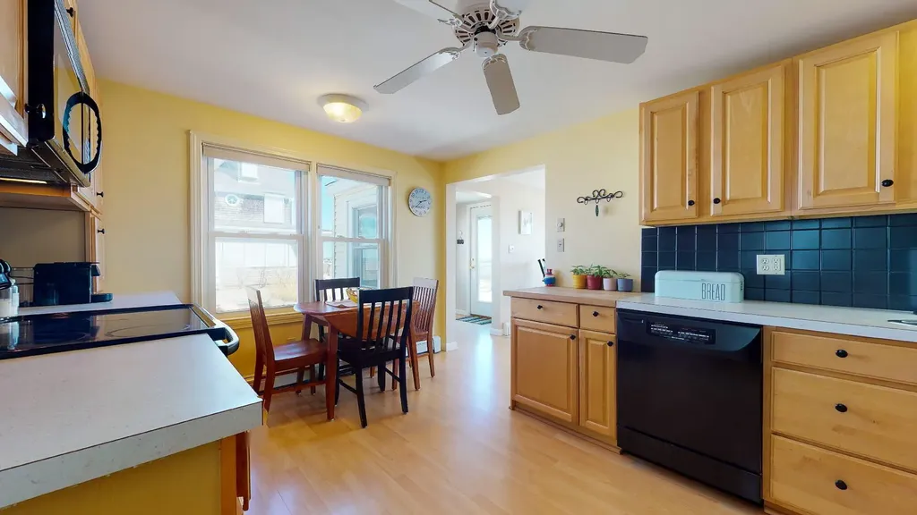 175 Beach Avenue Kennebunk ME 04043