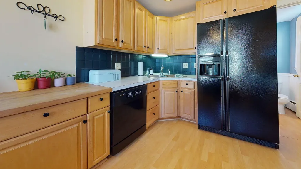 175 Beach Avenue Kennebunk ME 04043