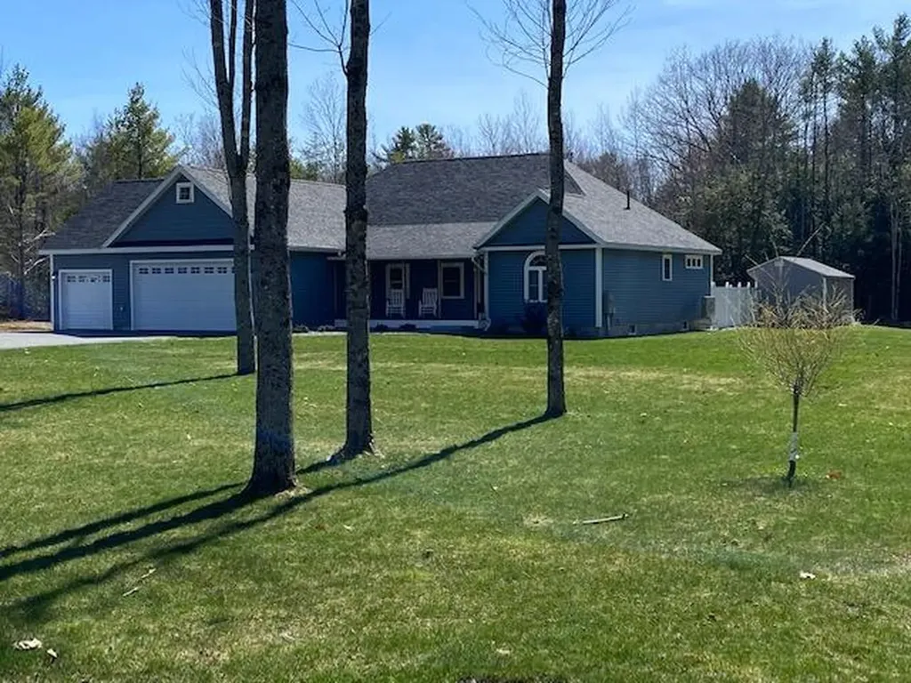55 Whitney Way Topsham ME 04086
