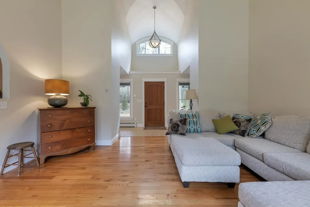 27 Hales Woods Road Brooklin ME 04616