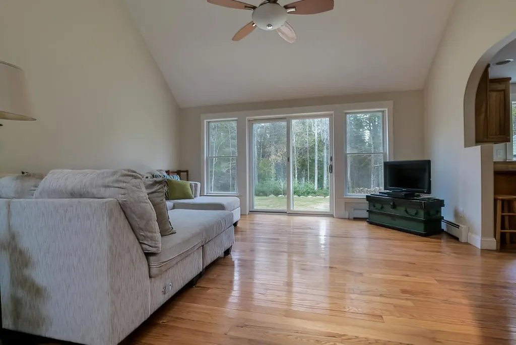 27 Hales Woods Road Brooklin ME 04616