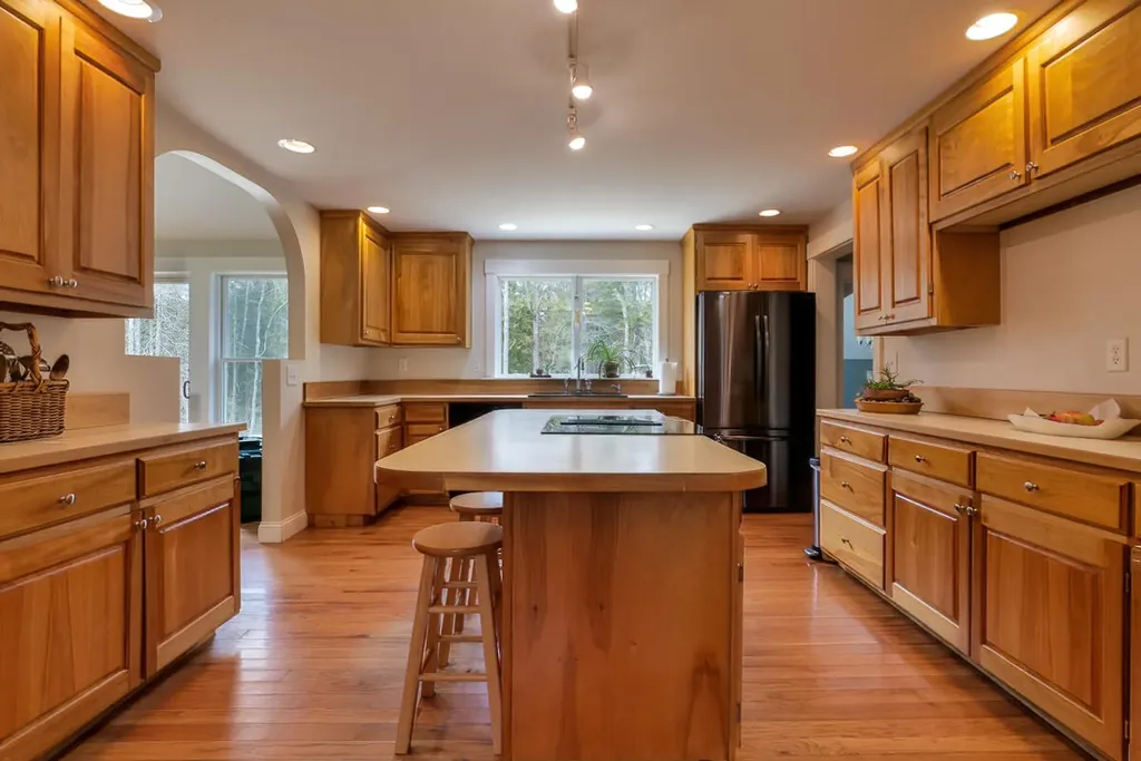 27 Hales Woods Road Brooklin ME 04616