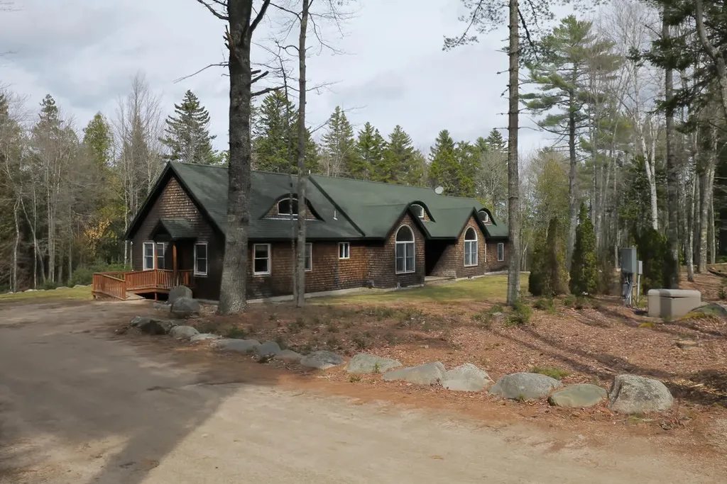 27 Hales Woods Road Brooklin ME 04616