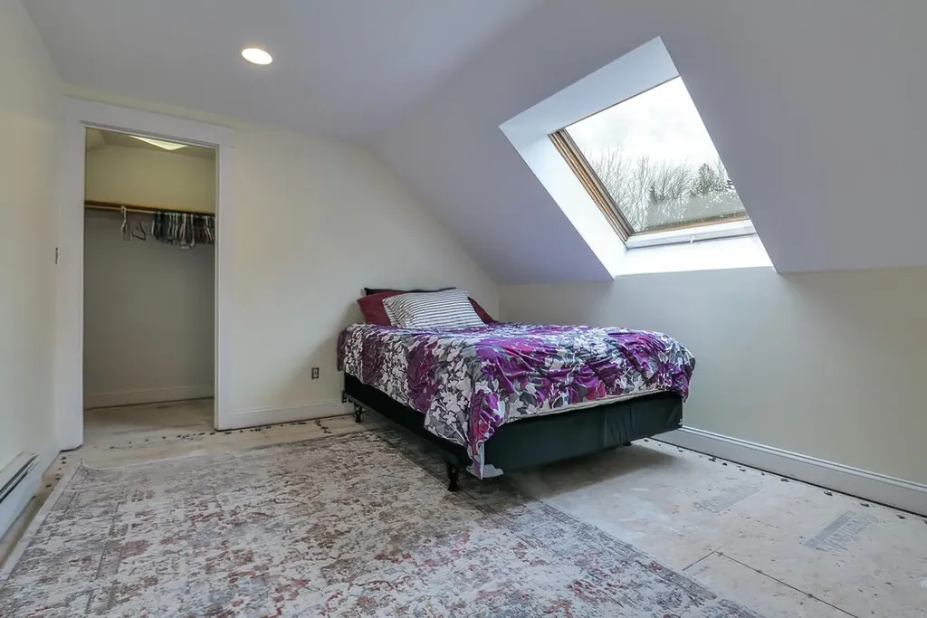 27 Hales Woods Road Brooklin ME 04616