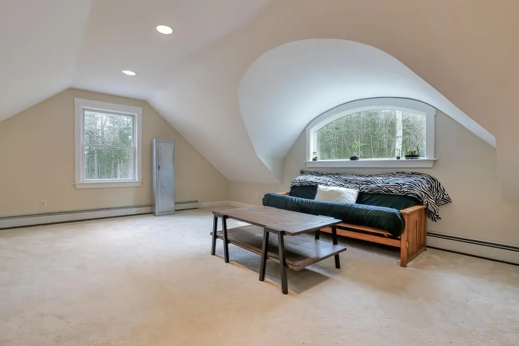 27 Hales Woods Road Brooklin ME 04616