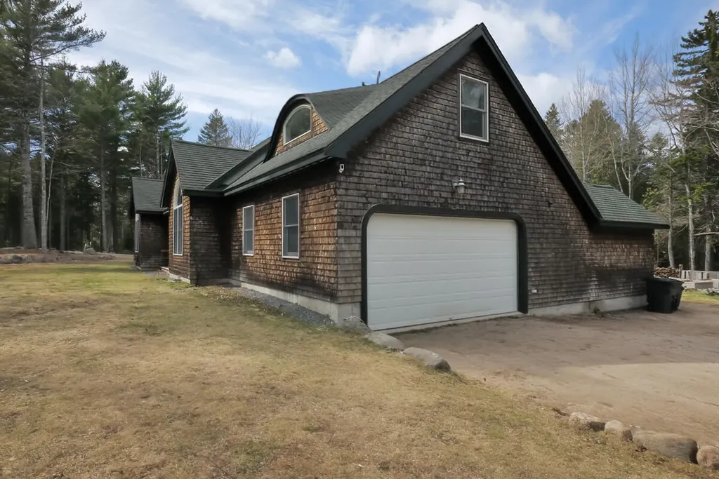 27 Hales Woods Road Brooklin ME 04616