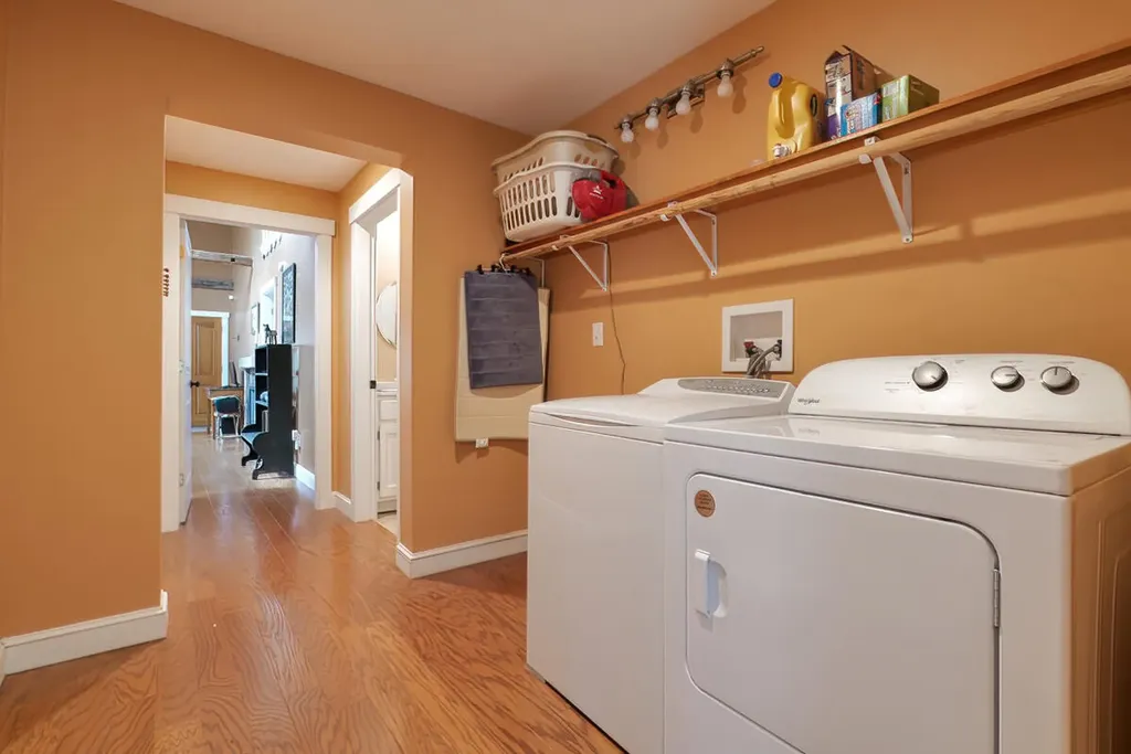 27 Hales Woods Road Brooklin ME 04616