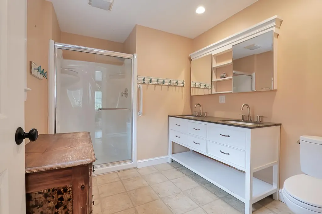 27 Hales Woods Road Brooklin ME 04616