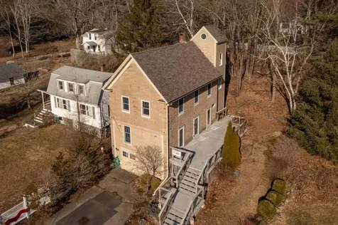 8 Coleman Avenue Kittery ME 03905
