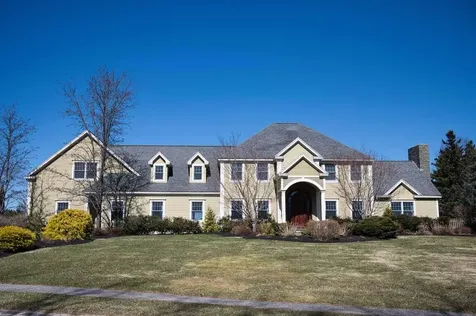20 Clearwater Drive Scarborough ME 04074