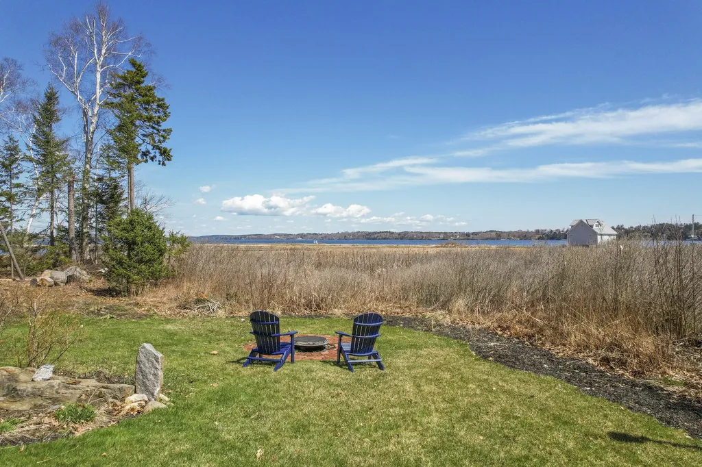 5 Cattail Trail Harpswell ME 04079