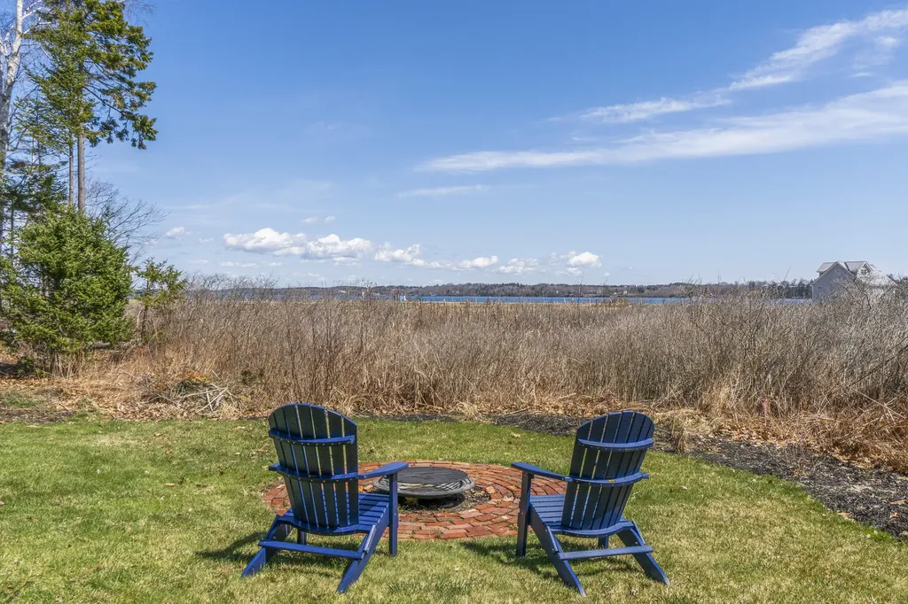 5 Cattail Trail Harpswell ME 04079