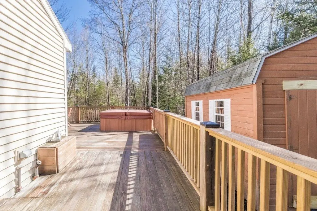 100 Totten Road Gray ME 04039