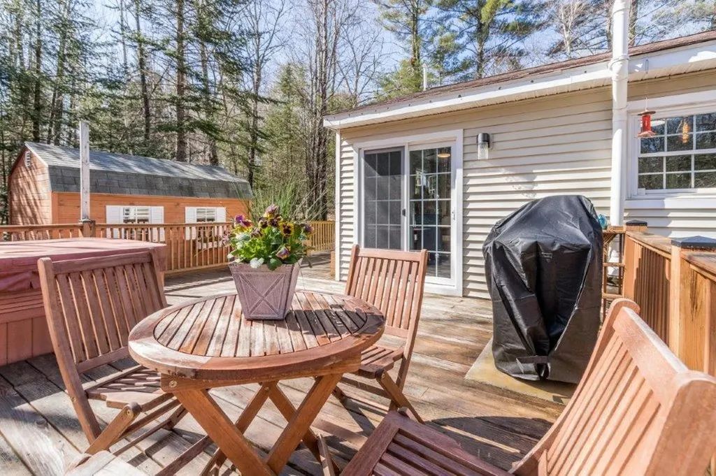 100 Totten Road Gray ME 04039