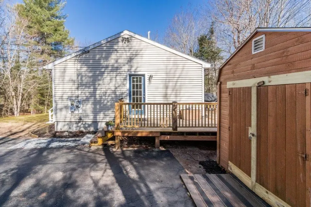 100 Totten Road Gray ME 04039