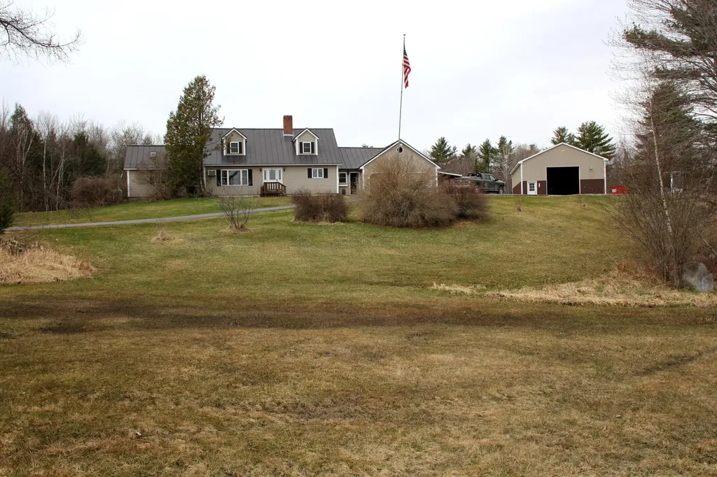 15 Strickland Road Canaan ME 04924