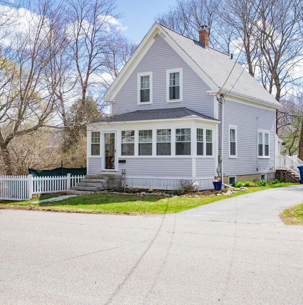 89 Newton Street Portland ME 04103