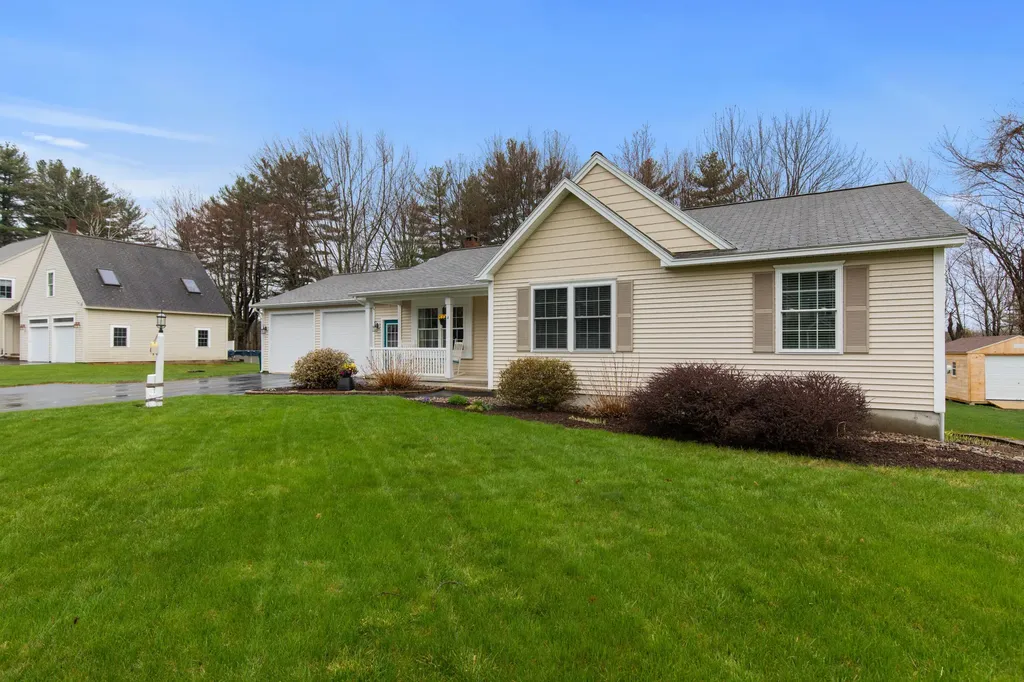 4 East Brook Lane Biddeford ME 04005