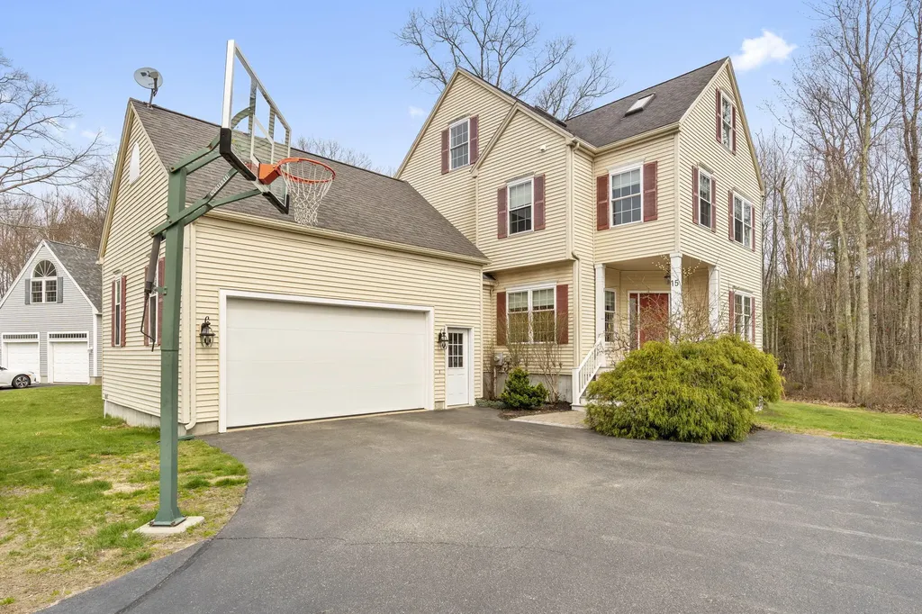 15 Sweet Street Saco ME 04072