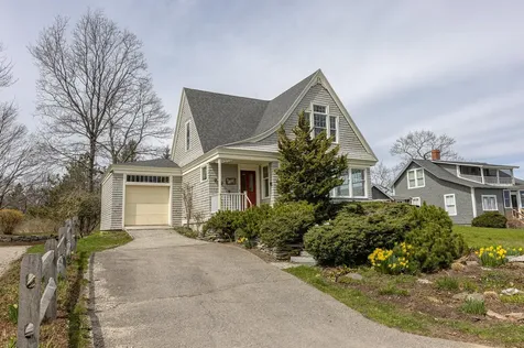 9 Rocky Point Lane Cape Elizabeth ME 04107