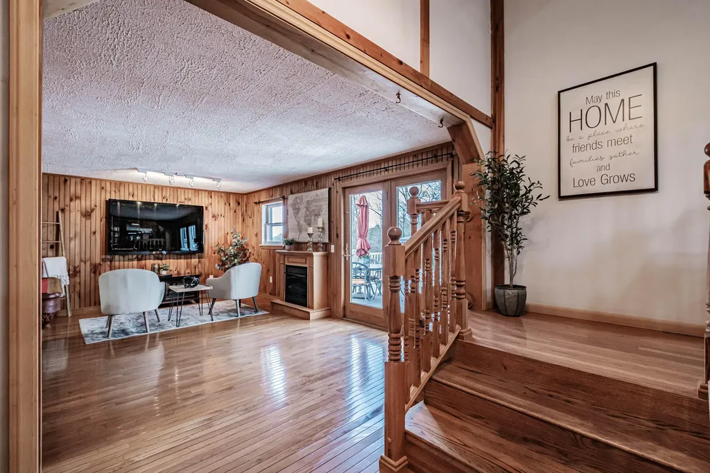 16 Alweber Road Windham ME 04062