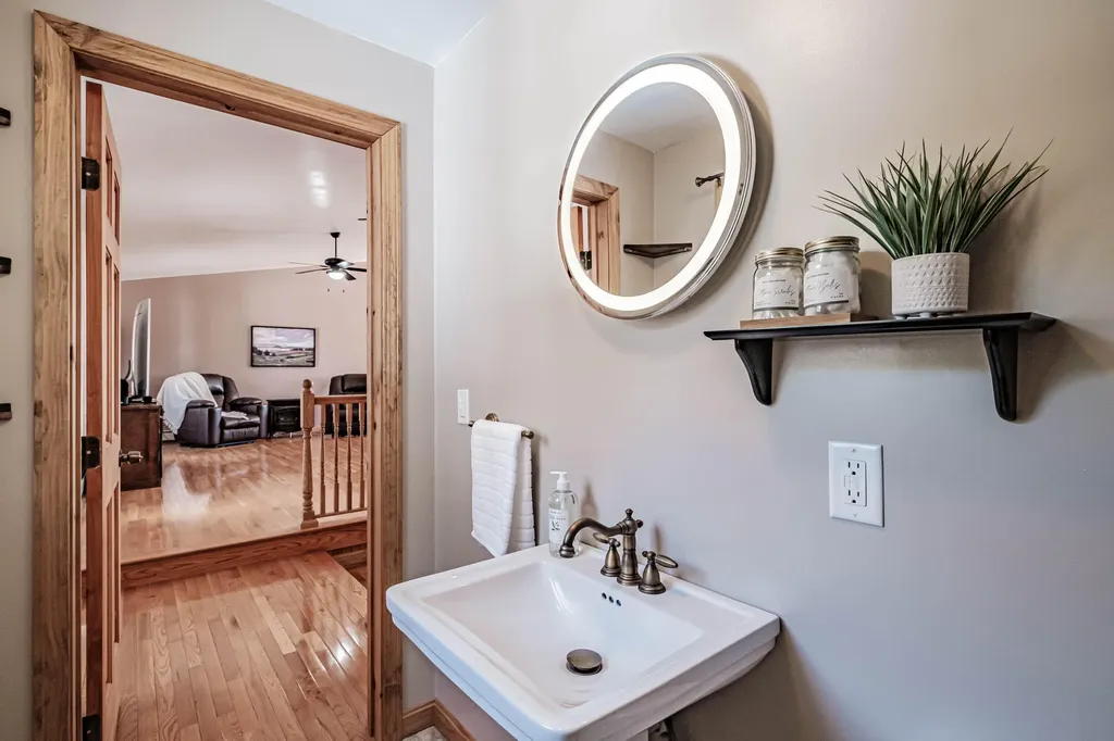 16 Alweber Road Windham ME 04062