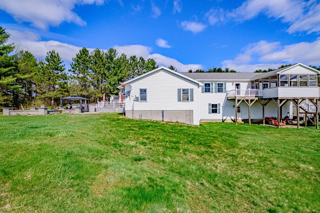 16 Alweber Road Windham ME 04062
