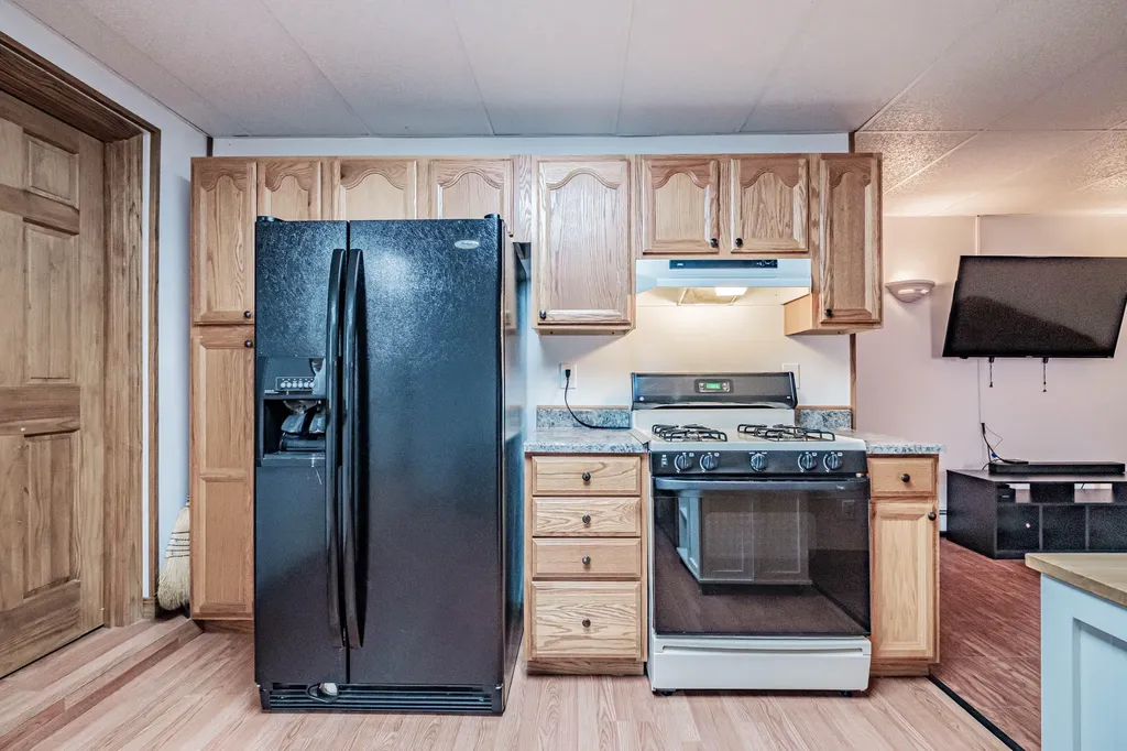 16 Alweber Road Windham ME 04062
