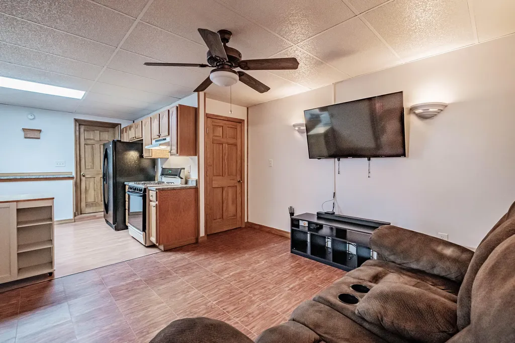 16 Alweber Road Windham ME 04062