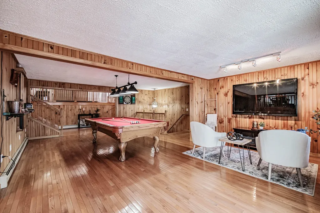 16 Alweber Road Windham ME 04062