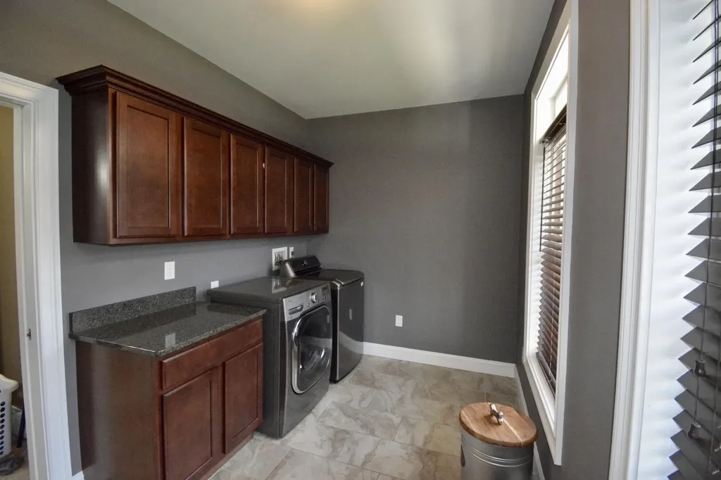 556 Ridge Drive Hermon ME 04401