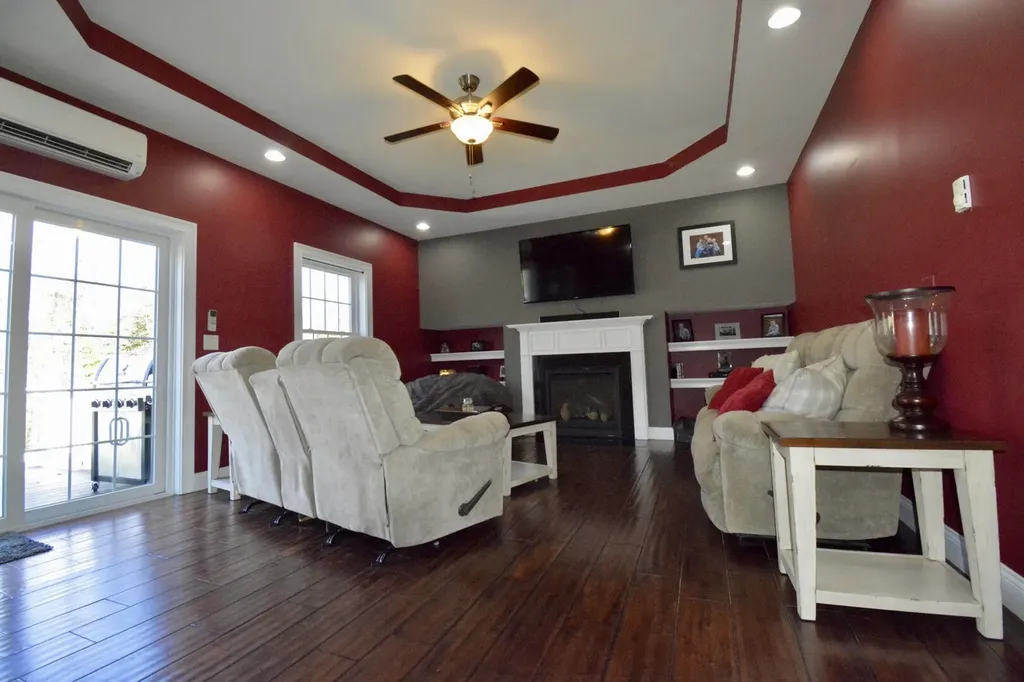 556 Ridge Drive Hermon ME 04401