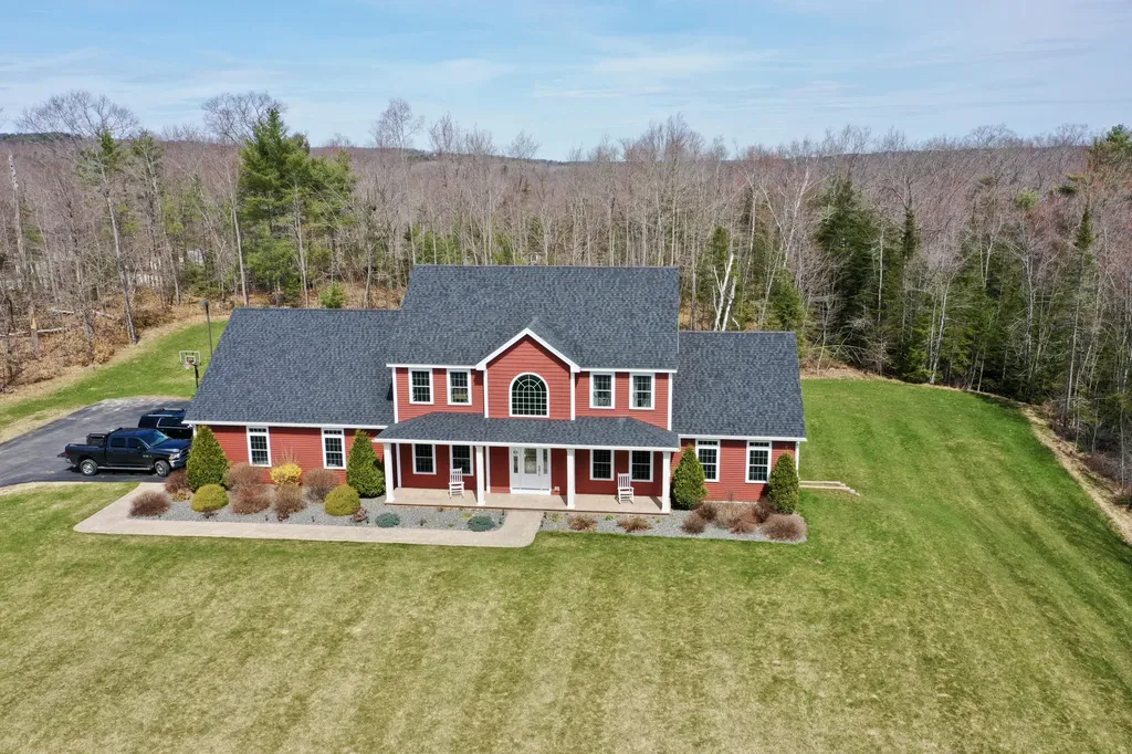 556 Ridge Drive Hermon ME 04401