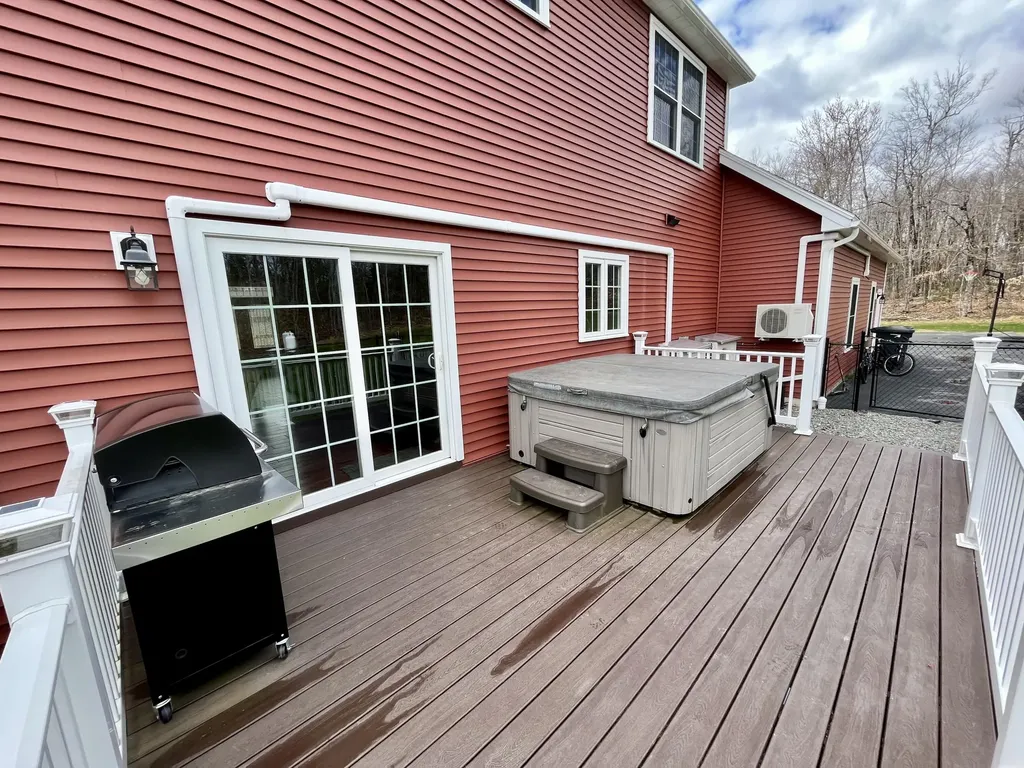 556 Ridge Drive Hermon ME 04401