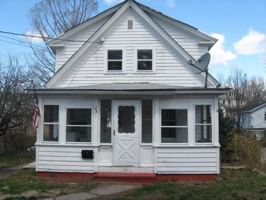 23 Pearl Street Sanford ME 04073
