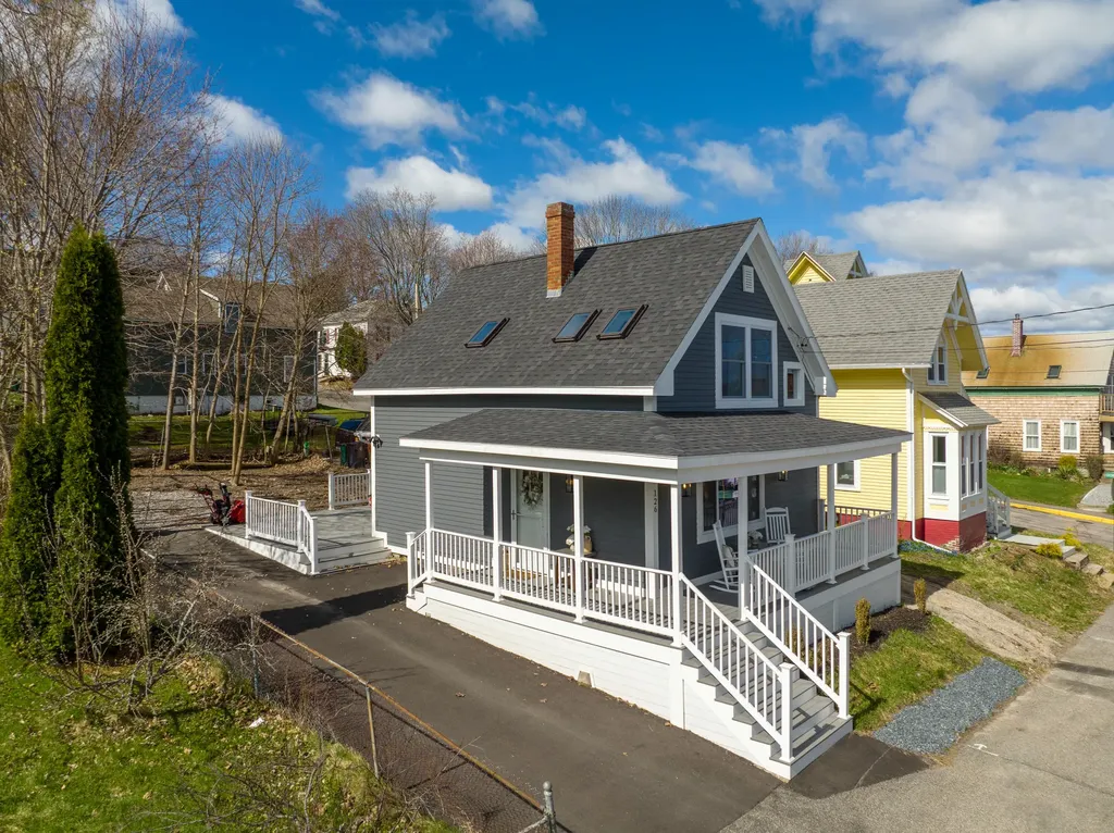 126 Cleaves Street Biddeford ME 04005
