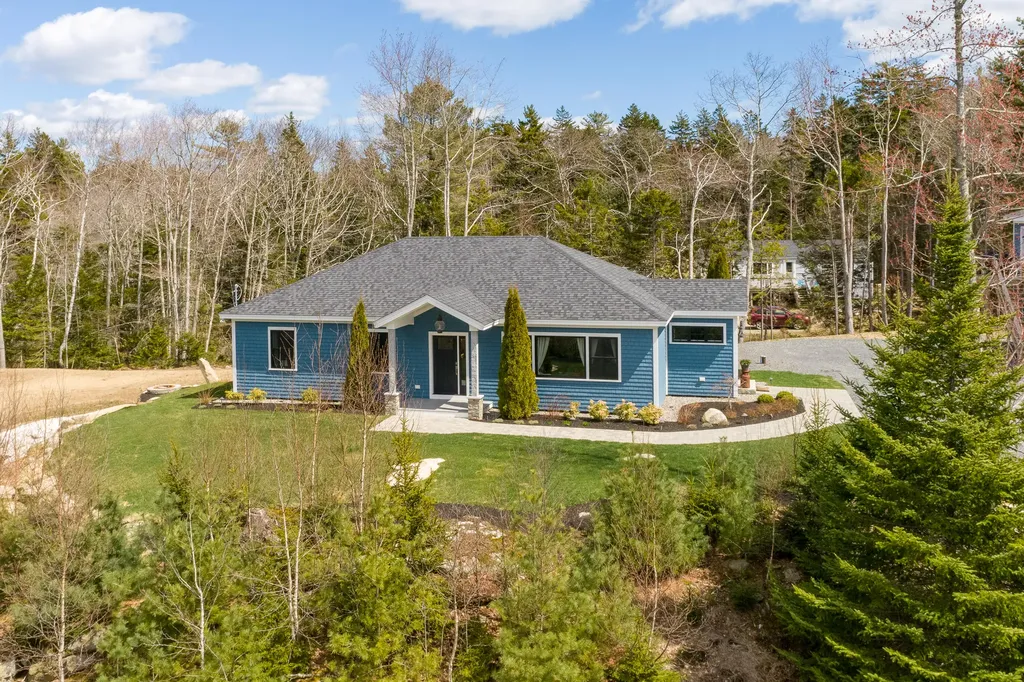 18 Farnham Point Road Boothbay ME 04544