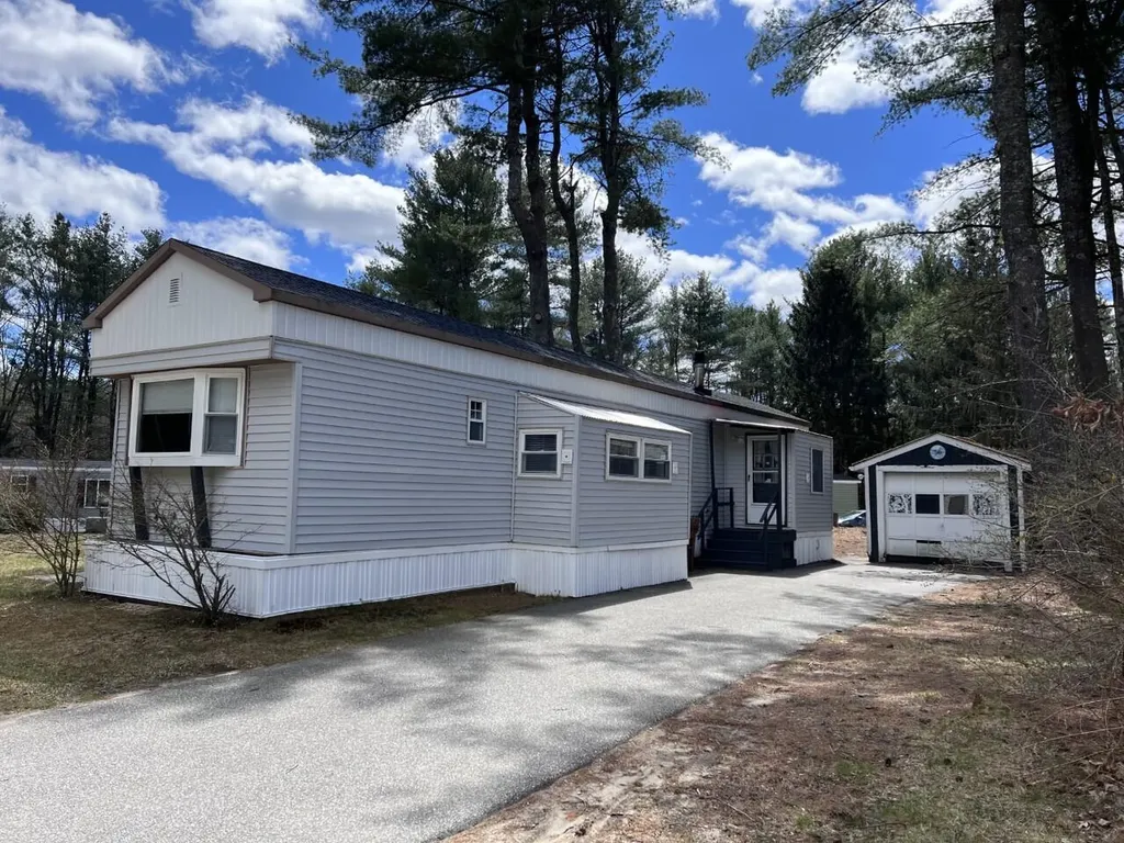 12 Fawn Drive Saco ME 04072