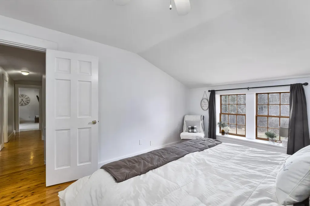 753 Hope Road Camden ME 04843