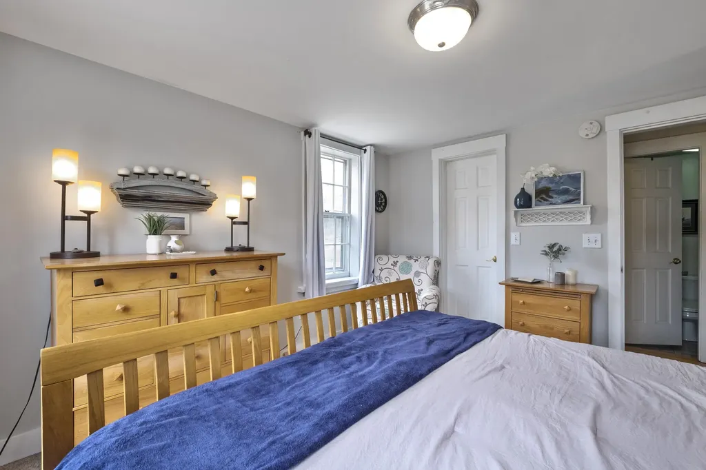 753 Hope Road Camden ME 04843
