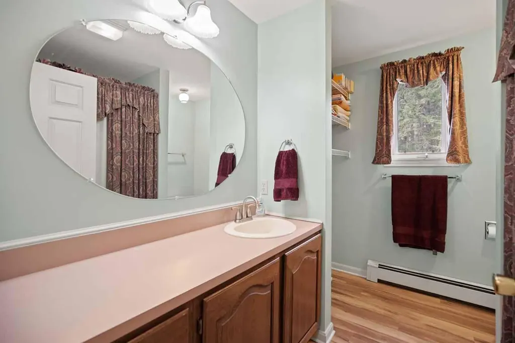 171 Pownal Road Freeport ME 04032