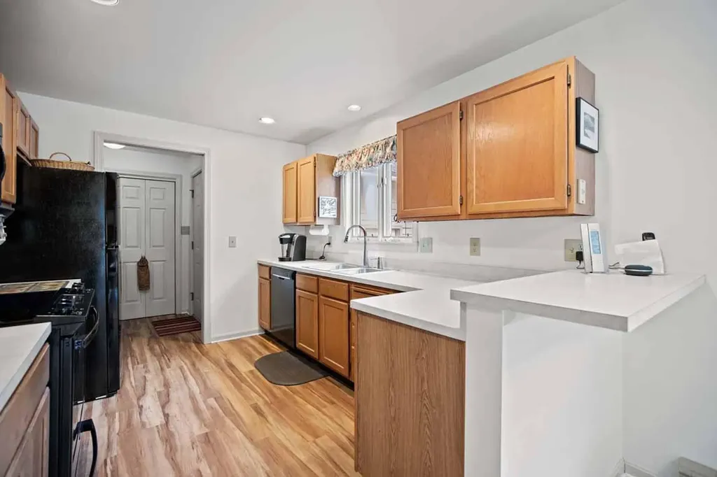 171 Pownal Road Freeport ME 04032