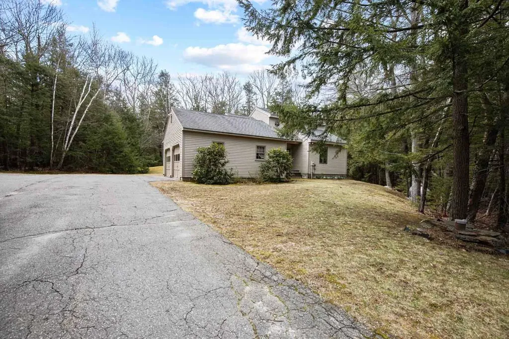 171 Pownal Road Freeport ME 04032