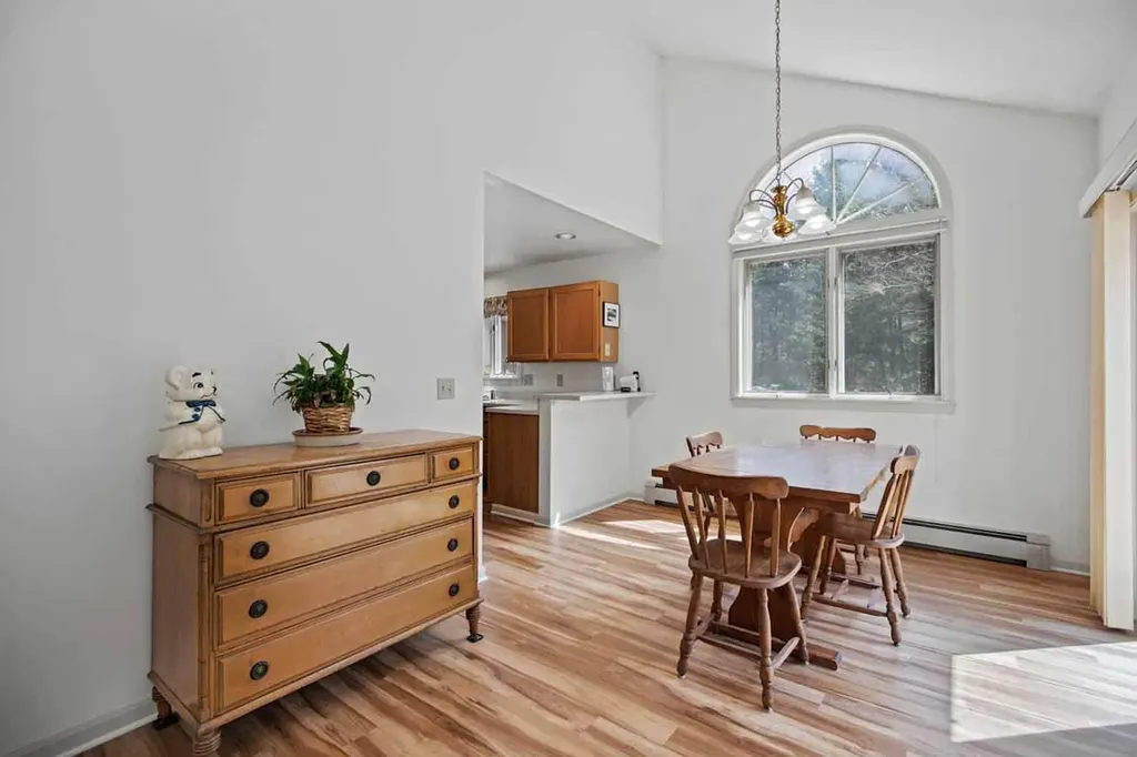 171 Pownal Road Freeport ME 04032